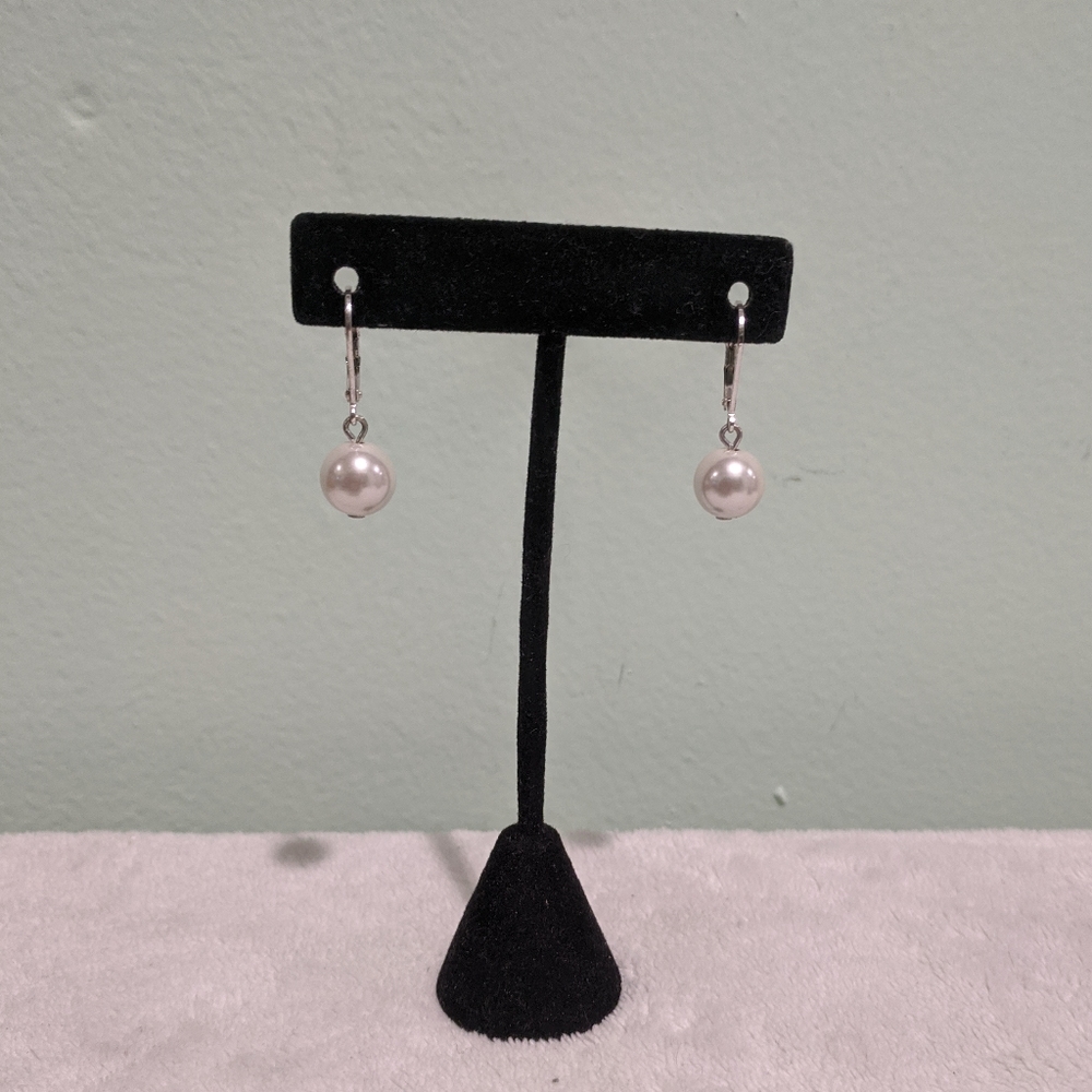 ♦️ B2G1FREE ♦️ Faux Pearl clip on earrings